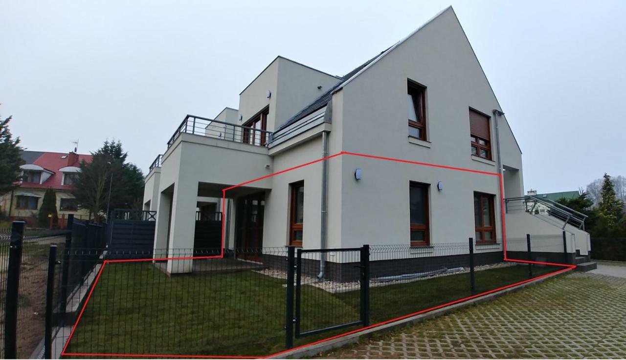 Apartament Z Ogrodkiem Trzęsacz Buitenkant foto